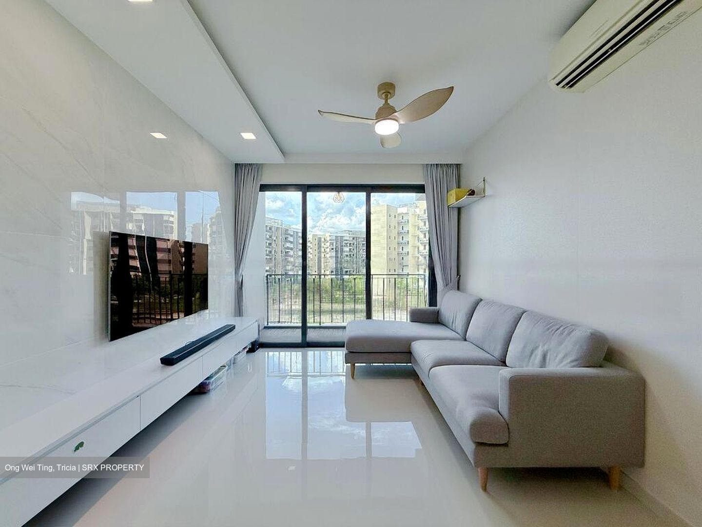 Esparina Residences (D19), Condominium #453246611